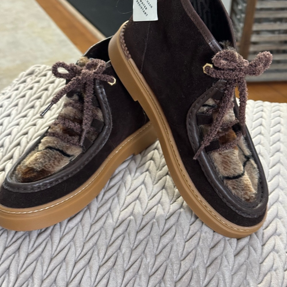 NWT Cole Haan Dark Brown Suede Lace-Up Boots with Faux Fur Accent Sz 6.5